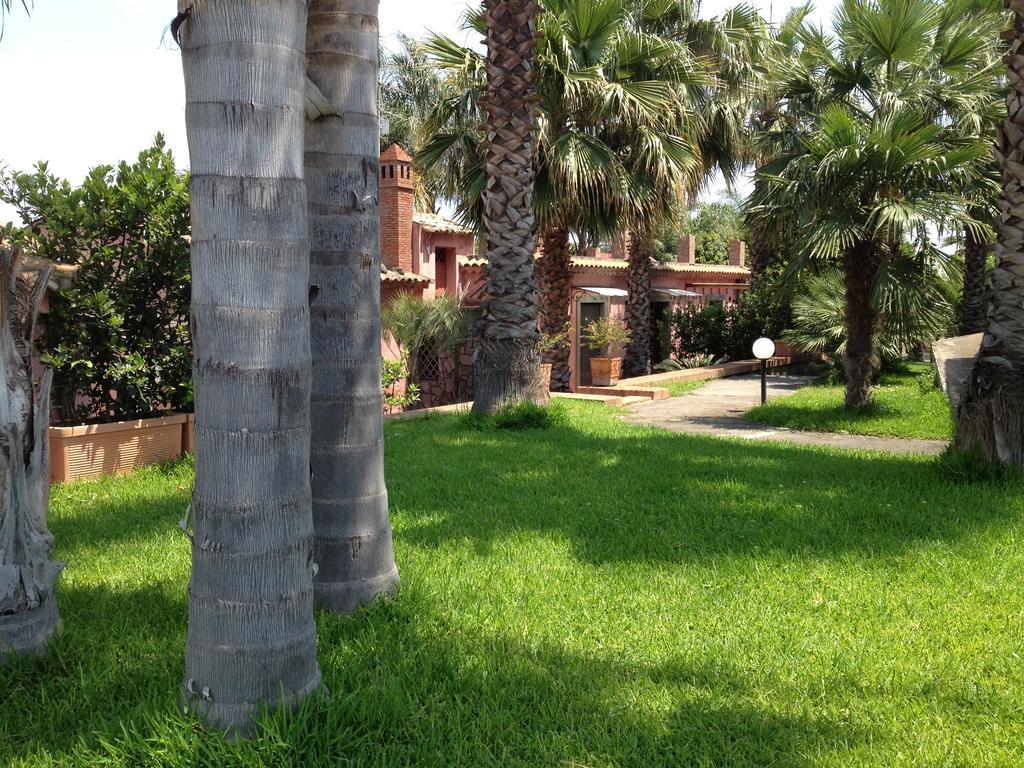 Villa Del Nespolo Fiumefreddo di Sicilia Exterior foto